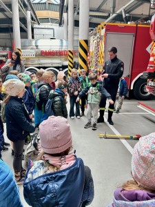 e9a7d859-fd9c-490e-8623-432a3197dca8